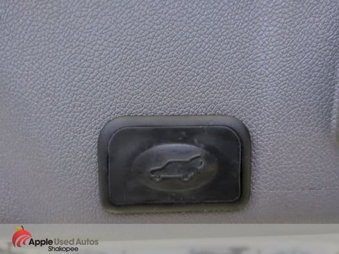 Used 2014 GMC Acadia SLT image 9