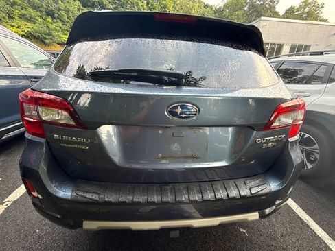 Used 2016 Subaru Outback 3.6R Limited AWD/4WD image 3