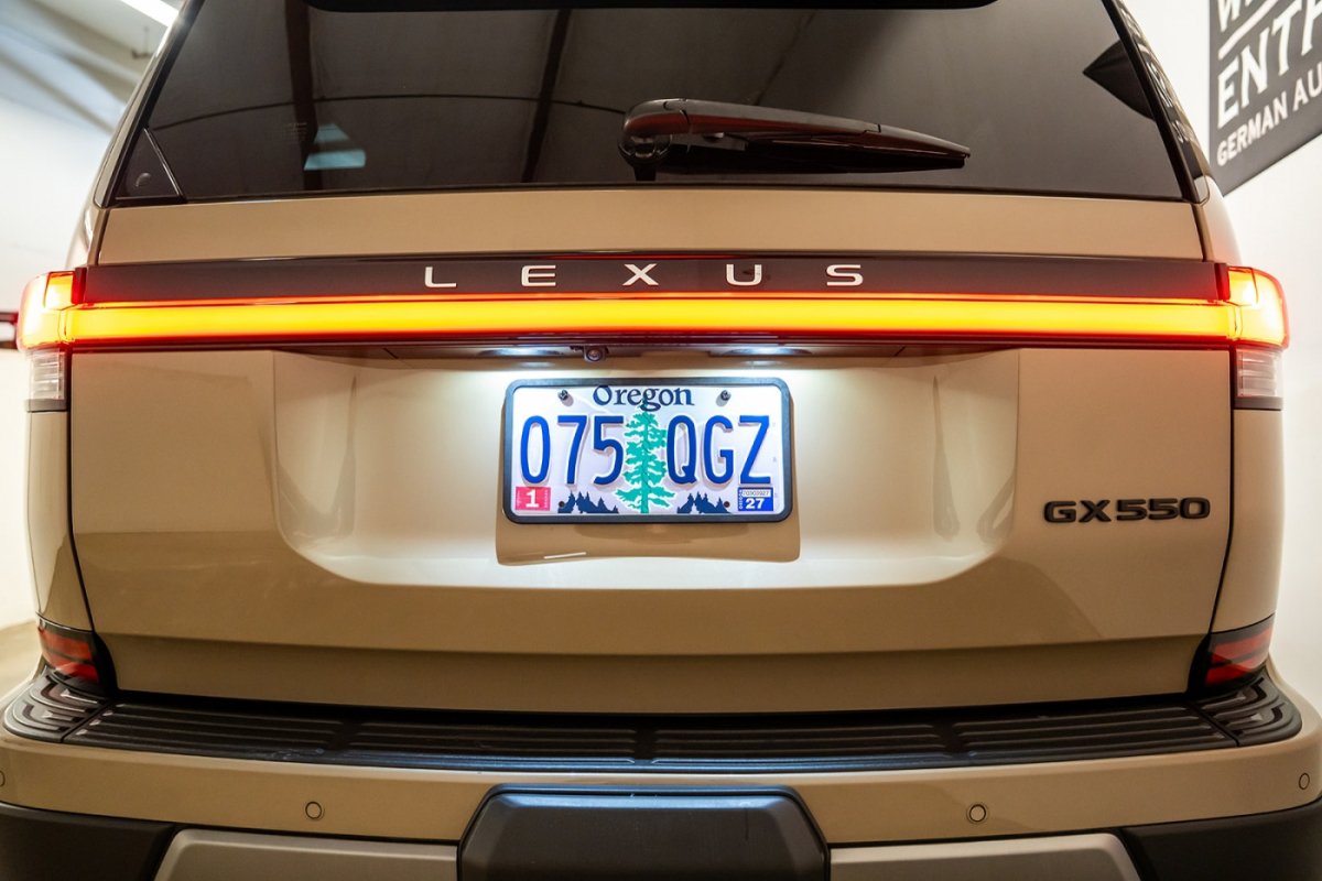 Used 2024 Lexus GX 550 AWD/4WD image 25