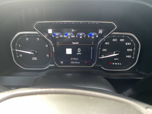 Used 2022 GMC Sierra 2500 AT4 w/ AT4 Premium Plus Package AWD/4WD image 11