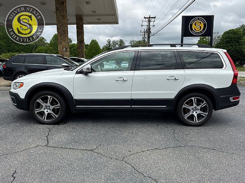 Used 2013 Volvo XC70 T6 AWD/4WD image 3