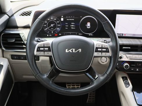 Used 2023 Kia Telluride SX Prestige AWD/4WD image 13