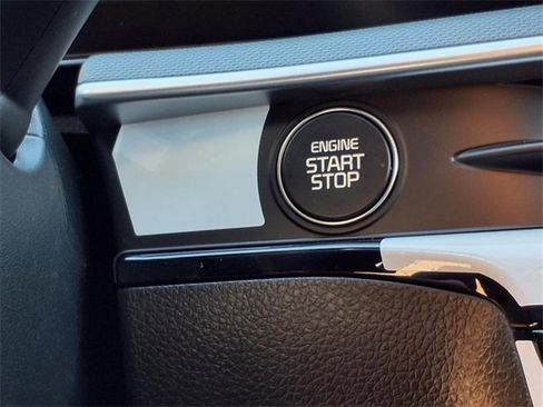 New 2026 Kia K5 LXS image 13