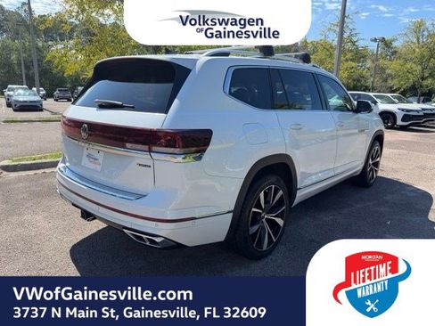 Certified 2024 Volkswagen Atlas SEL Premium R-Line AWD/4WD image 6