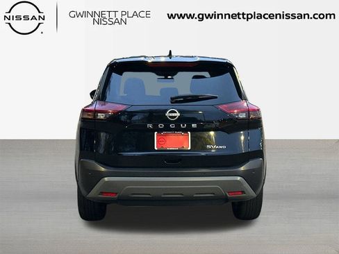 Used 2023 Nissan Rogue SV image 6