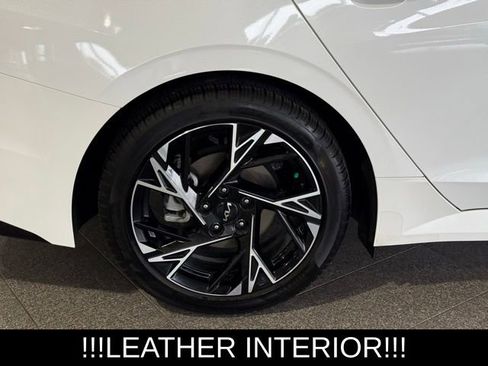 Used 2025 Kia K5 GT-Line w/ GT-Line Premium Package image 11