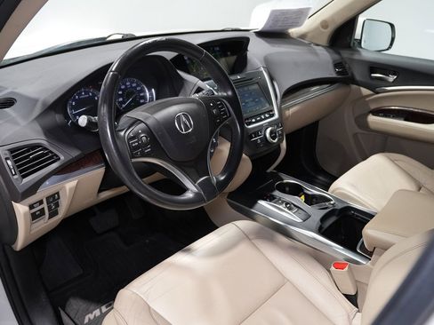 Used 2017 Acura MDX SH-AWD w/ Technology Package image 2