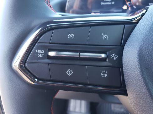 New 2026 Chevrolet Traverse RS w/ LPO, Floor Liner Package image 16