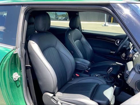 Used 2022 MINI Cooper SE FWD image 7