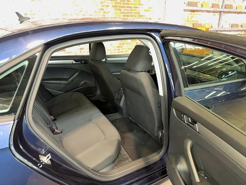 Used 2015 Volkswagen Passat 1.8T S image 54