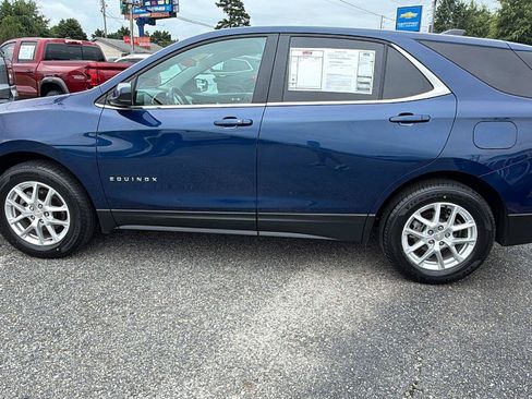 Used 2022 Chevrolet Equinox LT FWD image 11
