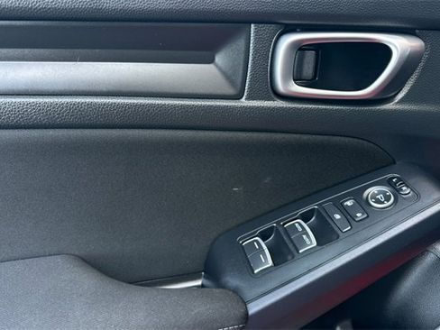 Certified 2024 Honda Civic Sport image 12