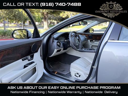 Used 2011 Jaguar XJ RWD image 22