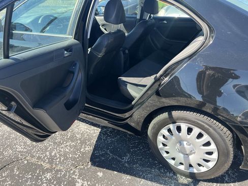 Used 2011 Volkswagen Jetta SE image 10
