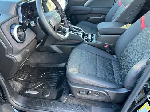 Certified 2024 Chevrolet Colorado Z71 w/ Z71 Convenience Package 2 image 15