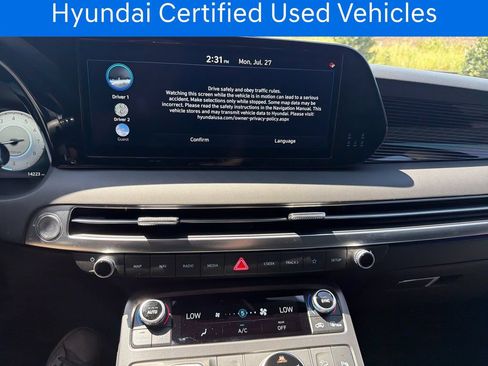 Used 2025 Hyundai Palisade Calligraphy AWD/4WD image 23