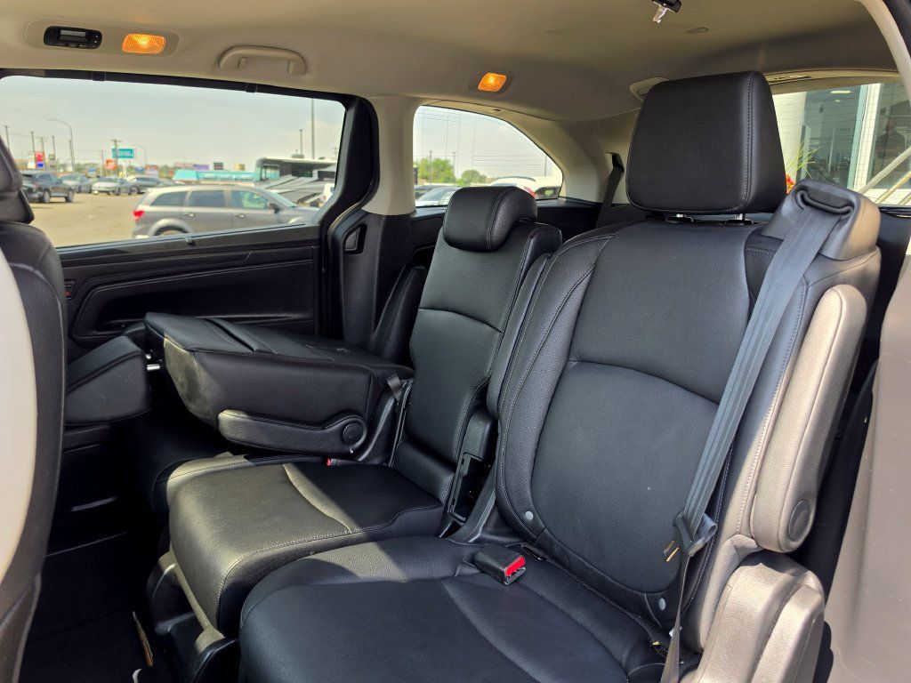 Used 2025 Honda Odyssey EX-L image 13