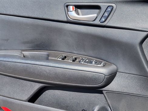 Used 2017 Kia Optima LX w/ Driver Convenience Package image 20