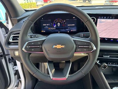 New 2026 Chevrolet Traverse LT w/ Driver Confidence Package image 15