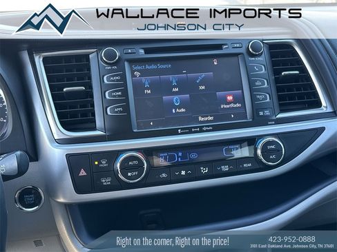 Used 2016 Toyota Highlander XLE image 26