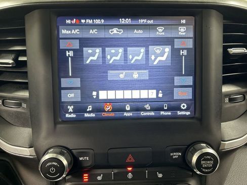 Used 2020 RAM 1500 Big Horn image 14