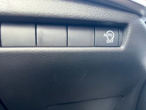 New 2026 Nissan Kicks SV image 12