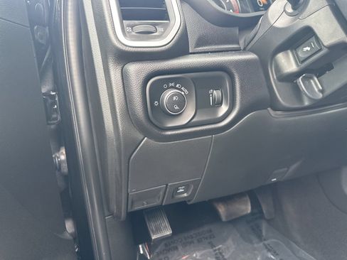 Used 2022 RAM 2500 Big Horn w/ Level A Equipment Group AWD/4WD image 20