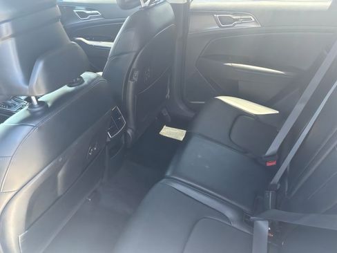 Used 2023 Kia Sportage EX AWD/4WD image 22