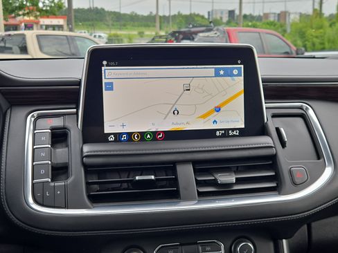 Used 2021 Chevrolet Tahoe LT w/ Rear Media and Nav Package RWD image 18