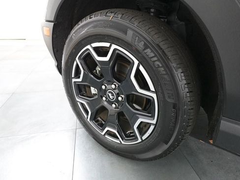 Used 2025 Ford Bronco Sport Outer Banks w/ Outer Banks Tech Package+ image 30