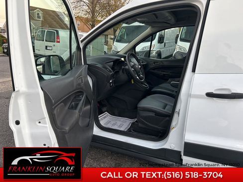Used 2016 Ford Transit Connect XL image 18