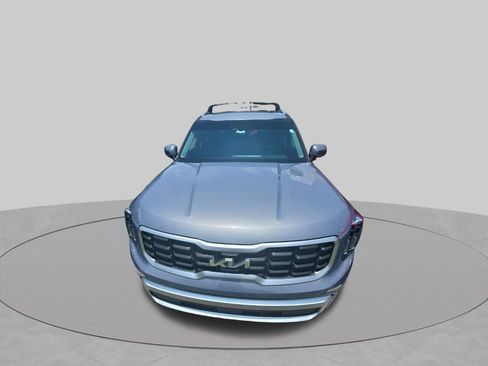 Used 2025 Kia Telluride S FWD image 2