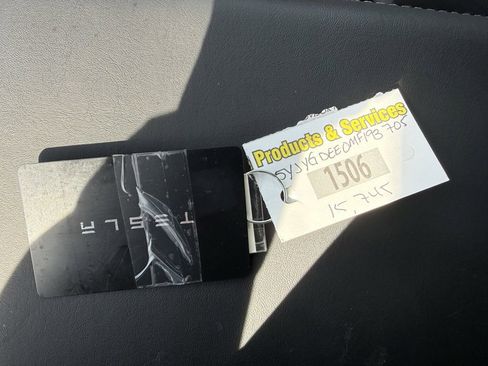 Used 2021 Tesla Model Y Long Range image 46