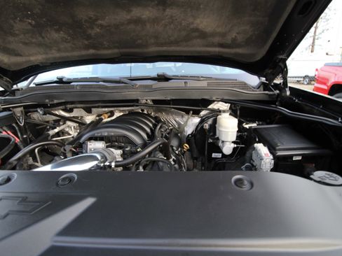 Used 2015 Chevrolet Silverado 1500 LTZ Z71 w/ Midnight Edition image 18