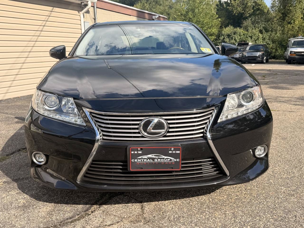 Used 2015 Lexus ES 350 w/ Luxury Package FWD image 9