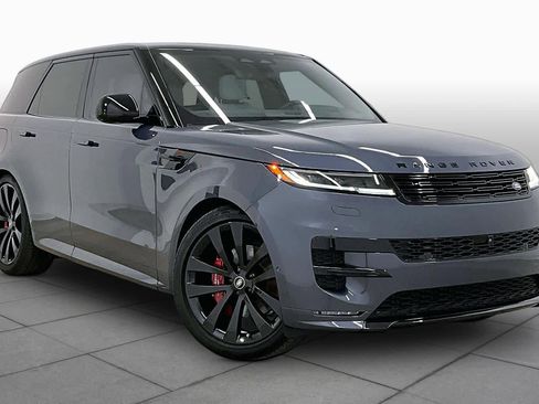 Used 2025 Land Rover Range Rover Sport Dynamic SE AWD/4WD image 3