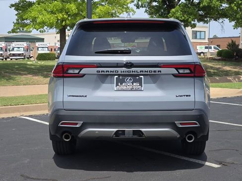 Used 2026 Toyota Grand Highlander AWD Hybrid image 6