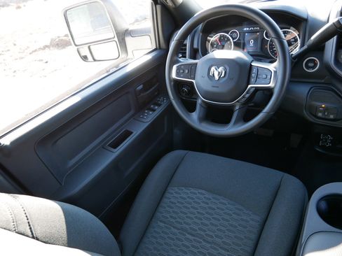 New 2026 RAM 2500 Tradesman AWD/4WD image 9