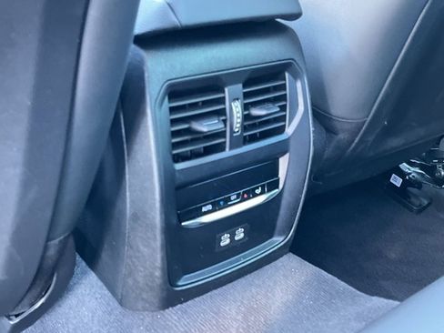 Used 2025 BMW i4 eDrive40 w/ M Sport Package image 18