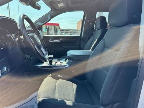 Used 2025 GMC Sierra 1500 Elevation w/ Preferred Package AWD/4WD image 10