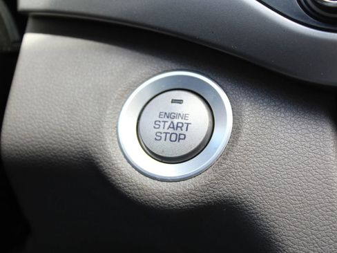 Used 2017 Hyundai Elantra SE w/ SE A/T Tech Package 03 FWD image 25