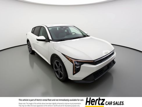 Used 2025 Kia K4 FWD image 1