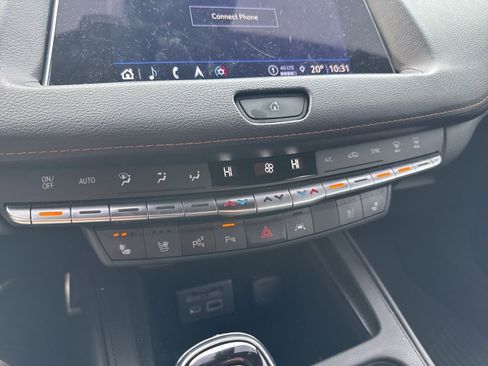 Used 2022 Cadillac XT4 Sport image 26