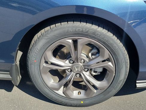 Certified 2024 Honda Accord EX image 6