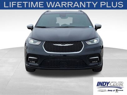 New 2026 Chrysler Pacifica Pinnacle w/ Trailer Tow Group