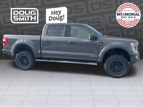 Used 2021 Ford F150 Lariat w/ Equipment Group 502A High AWD/4WD image 4