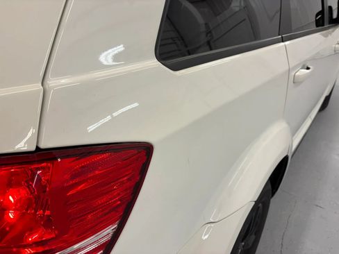 Used 2020 Dodge Journey SE w/ Blacktop Package FWD image 23