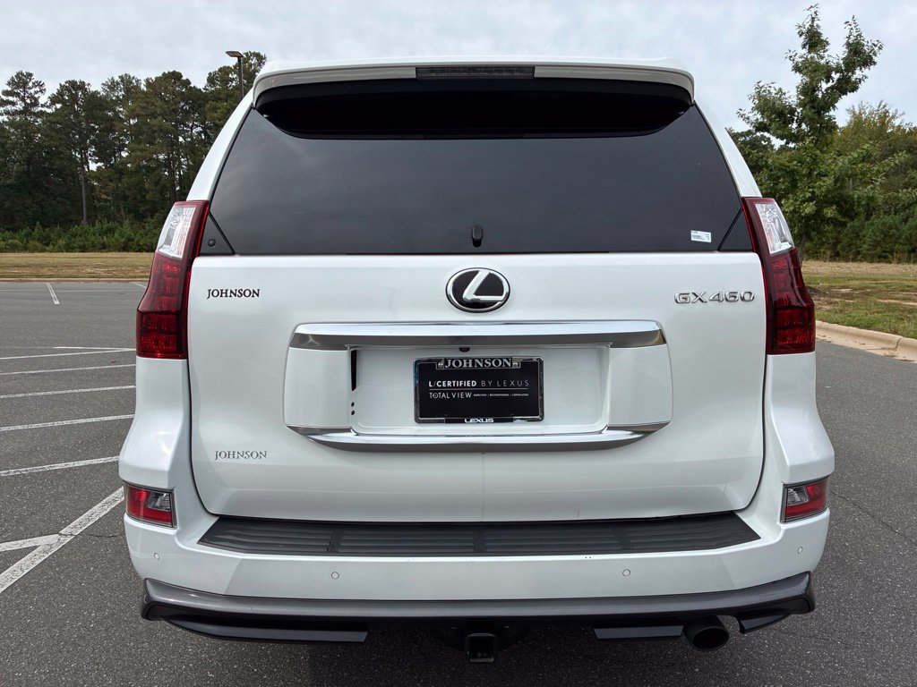 Certified 2022 Lexus GX 460 Luxury w/ Sport Design Package AWD/4WD image 7