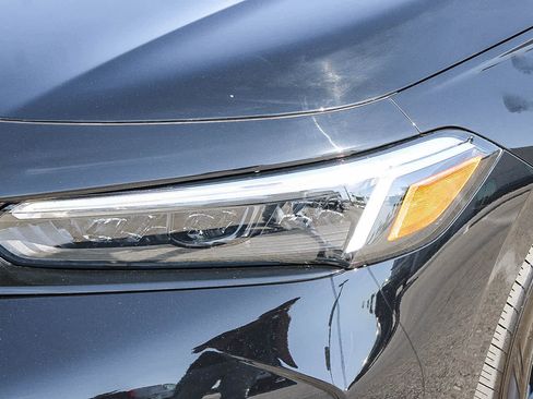 Certified 2025 Honda Civic Sport Touring image 10