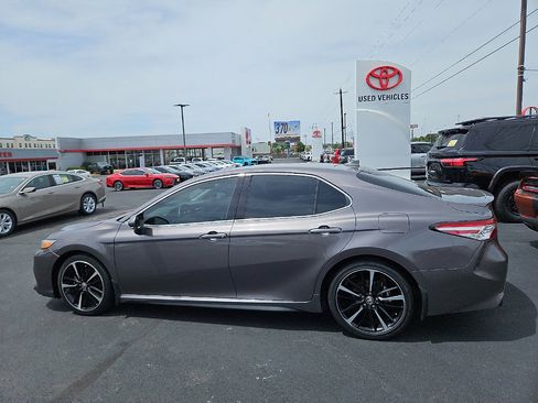 Used 2020 Toyota Camry XSE FWD image 2
